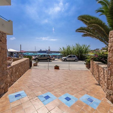 Hotel Baia Turchese 兰佩杜萨 外观 照片